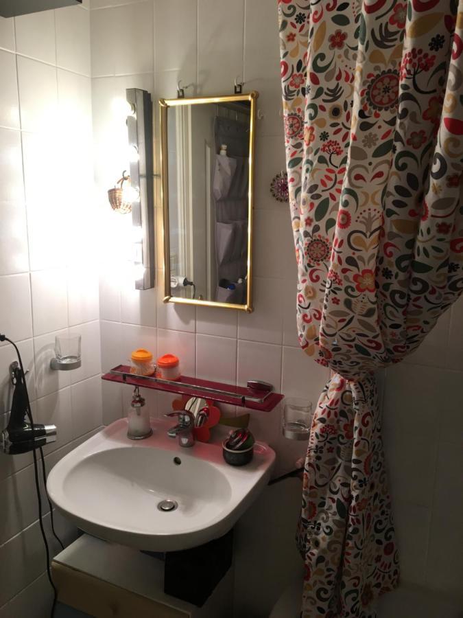 Vintage-Mansarde Uber Wilden Garten シュトゥットガルト エクステリア 写真